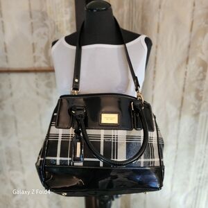 Elegant Black and Cream Plaid Handbag